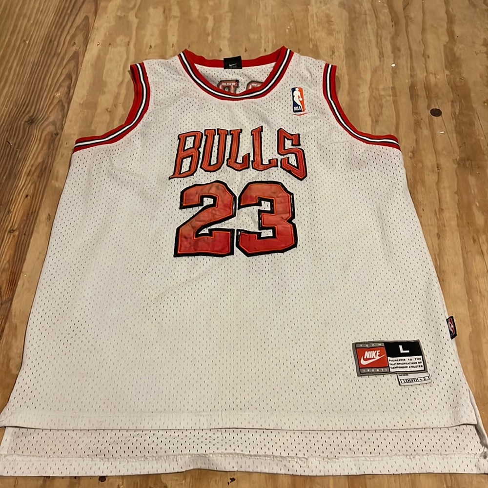 Nike Chicago bulls Michael Jordan jersey 23